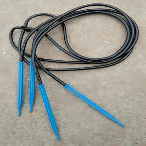 Kit d'irrigation goutte à goutte de haute qualité en Chine, 50 pièces, 50 cm, avec raccords de tuyaux PE pour serres et cultures maraîchères - Product Image 3