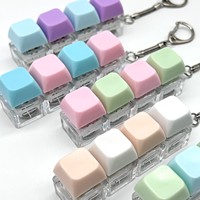 Porte-clés Macaron 4 touches, jouet anti-stress, testeur de commutateur mécanique LED, léger, en plastique