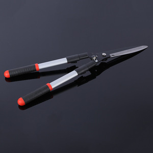 กรรไกรตัดหญ้าแบบยืดหดได้ Mountain Vine ใบมีดเหล็กอัลลอยด์รูปตัววี ปรับความยาวได้ 215 มม. ด้ามจับสีดำ สำหรับตัดแต่งสวน - Product Image 4