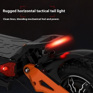 Vente en gros transfrontalière Scooter électrique tout-terrain 6000W à double entraînement longue portée Batterie au lithium pour adultes 80 km/h Vitesse maximale 120kg <span class=keywords><strong>Max</strong></span> - Product Image 3