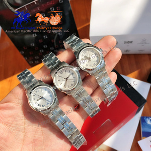 Montre à quartz compacte et raffinée de qualité supérieure de marque haut de gamme, avec bracelet étanche, petit cadran calendrier, chiffres arabes - Product Image 1