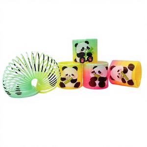 Jouets classiques en gros MILI, jouets puzzle circulaires arc-en-ciel Panda, jouets en spirale circulaire dégradée en forme <span class=keywords><strong>de</strong></span> ressort, cadeau pour enfants - Product Image 1