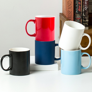 Usine en gros tasse noire tasse en céramique personnalisée colorée rose <span class=keywords><strong>bleu</strong></span> vert rouge blanc blanc Design tasse en céramique - Product Image 5
