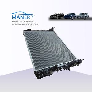 MANER 670038340 Piezas de Motor para Automóvil, Tanque de Agua del Radiador para Maserati LEVANTE SUV M161 2017-2019 - Product Image 2