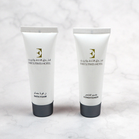 Ensemble d'articles de toilette d'hôtel en plastique écologique personnalisé, 30 ml, gel douche jetable portable, shampoing, formule biologique, logo personnalisé
