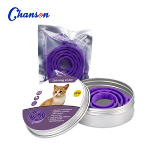 <span class=keywords><strong>Collar</strong></span> Calmante de Goma de Lujo con Estilo Sólido y Decoración de Piel, con Feromonas para Aliviar la Ansiedad en Perros y Gatos - Product Image 1