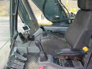 Excavatrice hydraulique sur chenilles Volvo EC240 d'occasion certifiée EMC avec pompe hydraulique Denison et moteur Yanmar - Product Image 4