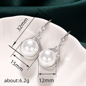Orecchini Vintage Effetto Perla per Donne, Eleganti Accessori di Moda per Uso Quotidiano e Regalo - Product Image 4