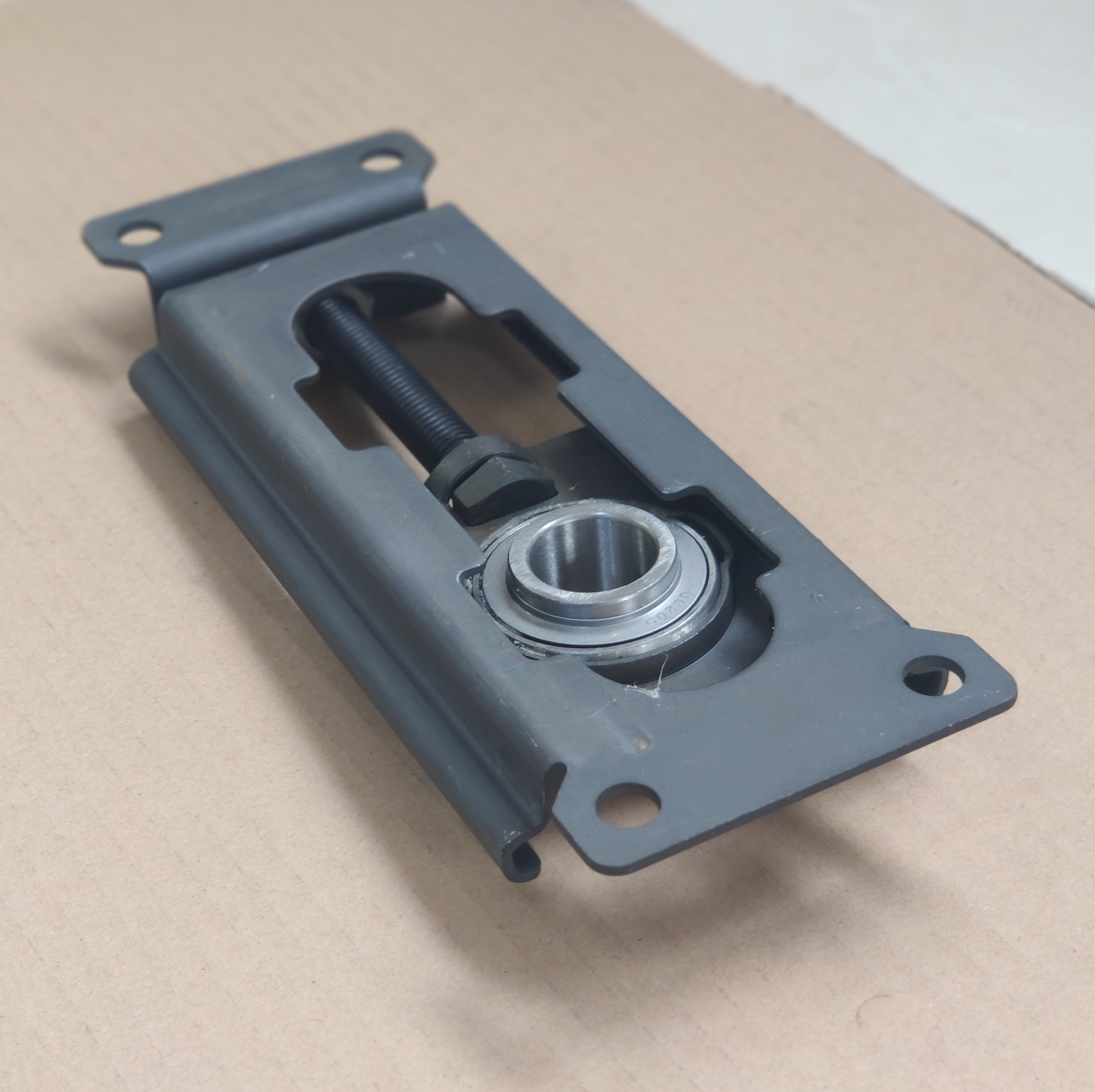 TFU205キャストスチールUCTM205ベアリングハウジング枕ブロック