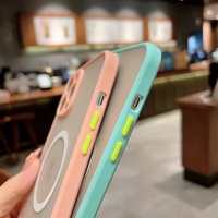 Étui de téléphone de luxe antichoc en TPU+PC couleur bonbon givré pour 17/16/14/13 Pro/12/11/15/XR/MAX/7/8 Plus avec chargement magnétique sans fil