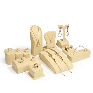 JINSKY-Bague personnalisable, bracelet, boucles d'oreilles, collier, présentoir à bijoux en microfibre beige pour vitrine de magasin - Product Image 1