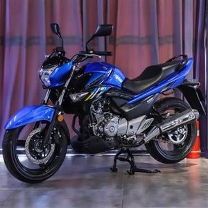 Moto Suzuki GW Lizzi 250cc à barres parallèles, refroidissement liquide, injection, essence, type locomotive, pour la route - Product Image 5