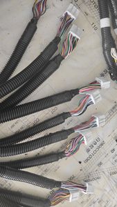 Arnés de cableado de motor de coche personalizado de fabricante, conjuntos de cables automotrices OEM con conectores Deutsch - Product Image 3