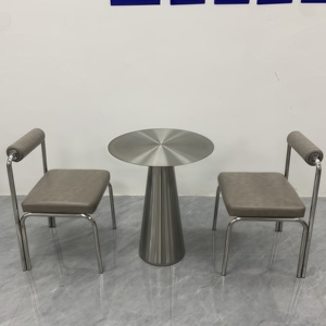 Tavolo da Caffè in Stile Industriale con Struttura in Acciaio Inox e Piano in Pannelli, Altezza Regolabile, per Ristoranti, Soggiorni o Hotel - Product Image 5