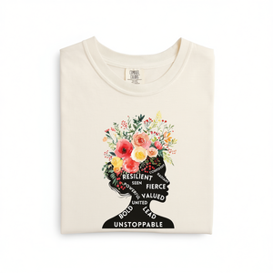 T-Shirt da Donna Comfort Colors, Vestibilità Regolare, Collo Tondo, Stampa Floreale, 100% Cotone, Casual Primavera-Estate, Design Empowered - Product Image 1