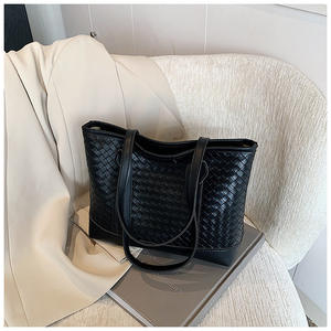 2025大容量编织女包时尚单肩包热卖女包奢华包 - Product Image 6