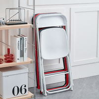 Chaise pliante en plastique au design moderne et minimaliste, empilable, pour bureau, conférence, école, exposition, loisirs, avec dossier