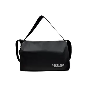 Bolsa de ombro mensageiro crossbody multifuncional com logotipo personalizado, bolsa esportiva de couro elegante para homens