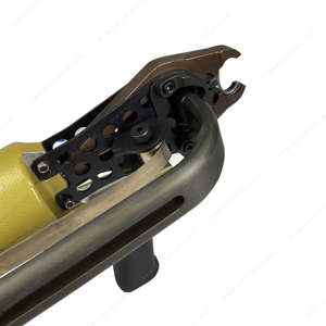 Pistola Pneumatica per Anelli a C, Utensile per Chiodatura di Reti Metalliche, Pinza ad Aria per Connessioni e Legature - Product Image 6