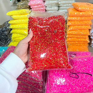 Suministro de Fábrica al por Mayor de Piedras de Resina Epoxi Redondas Planas sin Fijación en Caliente de 2mm 3mm 4mm 5mm 6mm para Decoración de Prendas - Product Image 6