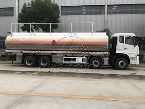 Camión Cisterna para Transporte de Combustible, Económico y Eficiente, de 25000L-35000L, Personalizable - Product Image 3