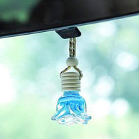 6ml Rose En Forme De Parfum Pendentif Ornements désodorisant Parfum De Voiture Suspendu Parfum Diffuseur Bouteille En Verre