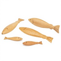 Ornement de bureau en bois massif en forme de poisson avec pendentif poignée de porte en bois de hêtre usiné CNC pour pièces en bois