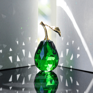 Figurines en cristal faites à la main en forme de poire, objets de collection, décorations en verre en forme de fruits pour bureau, presse-papiers en verre artistique pour la maison et la cuisine - Product Image 2