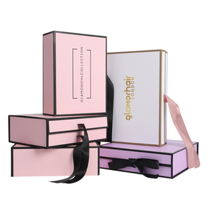Boîtes cadeaux pour perruques et extensions de cheveux, boîtes rigides de luxe avec doublure en satin magnétique, revêtement UV, gaufrage, personnalisables, recyclables, carton gris - Product Image 6