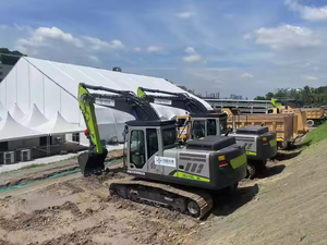 Excavadora Hidráulica de Orugas ZE215G de 21.5 Toneladas, Fabricada en China, con Motor y Bomba Potentes para Construcción y Minería, Disponible en Stock - Product Image 5