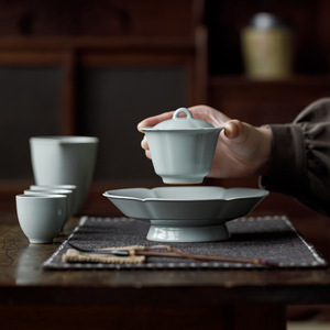 Guanlan Sky Blue Ru Kiln <b>Tea</b> <b>Tray</b> Irregular Shape Porcelain Dry Brewing Plate With Lid For Kung Fu <b>Tea</b> Set - Product Image 2