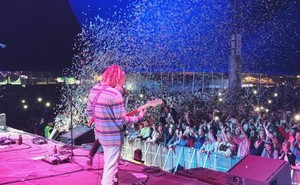 Canon à confettis électrique à <span class=keywords><strong>6</strong></span> têtes MOKA SFX MK-CN15 avec batterie LED pour DJ Club - Product Image 4