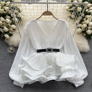 Chemisier plissé en satin à manches longues pour <span class=keywords><strong>femme</strong></span>, coupe ample, col en V, avec volants et manches lanternes - Product Image 4