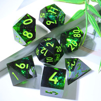 Ensemble de dés en résine RPG personnalisés, police/couleur verte pour le jeu de rôle Dungeons and Dragons - N39