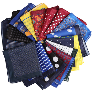Bandanas carrés en satin personnalisés mouchoir de mode avec motif écossais à pois Paisley imprimé floral <span class=keywords><strong>accessoires</strong></span> de <span class=keywords><strong>costume</strong></span> pour hommes - Product Image 1