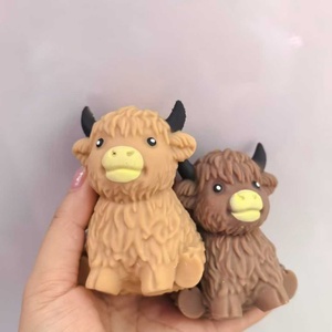 Juguete Sensorial Antiestrés de Silicona con Diseño de Vaca de Dibujos Animados 2026, Mini Juguete para Apretar, para Niños, Unisex - Product Image 1
