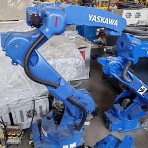 Bras robotisé six axes GP12, capacité de charge de 12 kg, pour soudage, chargement et déchargement, moteur comme composant central, robot six axes motorisé - Product Image 1