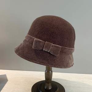 Chapeaux élégants en polyester pour femme, style vintage, avec nœud, pour l'hiver, vente en gros - Product Image 6