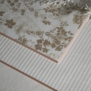 Piastrella in Porcellana di Lusso 300x900 Stile Vintage Floreale, Piastrella Rustica Opaca in Ceramica per Pavimenti e Pareti, Stile Italiano per <span class=keywords><strong>Bagno</strong></span> e Balcone - Product Image 1