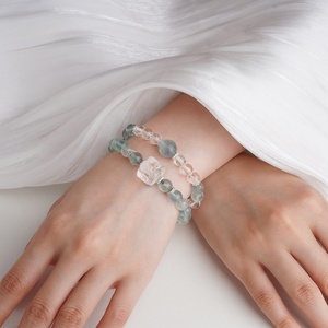 Bracciale in Cristallo A'sai Bianco da 8mm a Doppio Strato, Design Speciale Placcato <span class=keywords><strong>Argento</strong></span>, Gioiello Minimalista in Cristallo Naturale con Proprietà Curative - Product Image 2