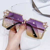 Lunettes de soleil carrées à strass MK2310181, nouvelle mode, design diamant de luxe, verres dégradés colorés en cristal pour femme