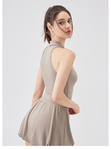 Débardeur de sport sans manches pour femme, col polo, dos nageur, col en V, extensible, séchage rapide, rembourré, pour tennis et yoga, vente en gros - Product Image 2
