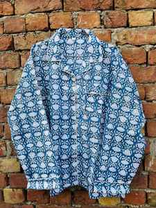 Ensemble de pyjama en coton imprimé à la main pour femmes, tissu léger et respirant, idéal pour se détendre à la maison et pour la nuit - Product Image 6