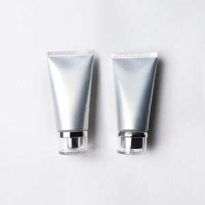 Tubo de Aluminio y Plástico Plateado Brillante de 50 ml con Logotipo Personalizado, Tubo Exprimible para Crema de Manos, Cuidado Facial, Pasta de Dientes - Product Image 3