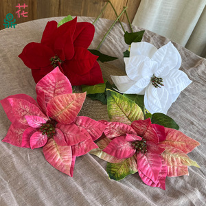 Arrangement de fleurs artificielles en soie Poinsettia, couleurs mélangées, décoration intérieure et extérieure, style moderne, fleurs artificielles légères - Product Image 1