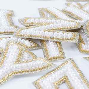 Nouvelle Broderie Autocollante Magnifique de 6,5 cm avec Perles Colorées et Paillettes Argentées - Product Image 5