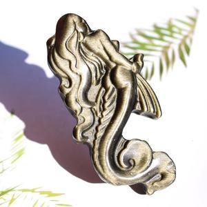 हाथ नक्काशीदार प्राकृतिक शीन के लिए गोल्डन ओब्सीडियन क्रिस्टल मरमेड उपहार - Product Image 2