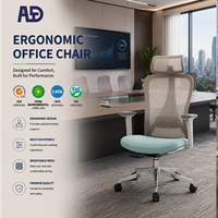 Chaise de bureau ergonomique en maille avec coussin à haute résilience, confortable, avec accoudoirs et appuie-tête réglables pour les espaces de travail à domicile