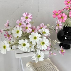 Fleur artificielle réaliste à tige unique de 43 cm en soie blanche, violette, rose, jaune Cosmos pour la décoration de la maison, des mariages, des fêtes et du salon - Product Image 3