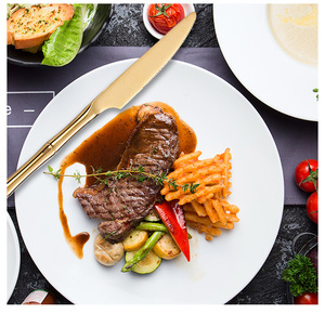 طقم أدوات مائدة فاخر من الفولاذ المقاوم للصدأ 304 مكون من 5 قطع بتصميم خيزران مع مقابض، يشمل شوكة وسكين وملعقة - Product Image 4